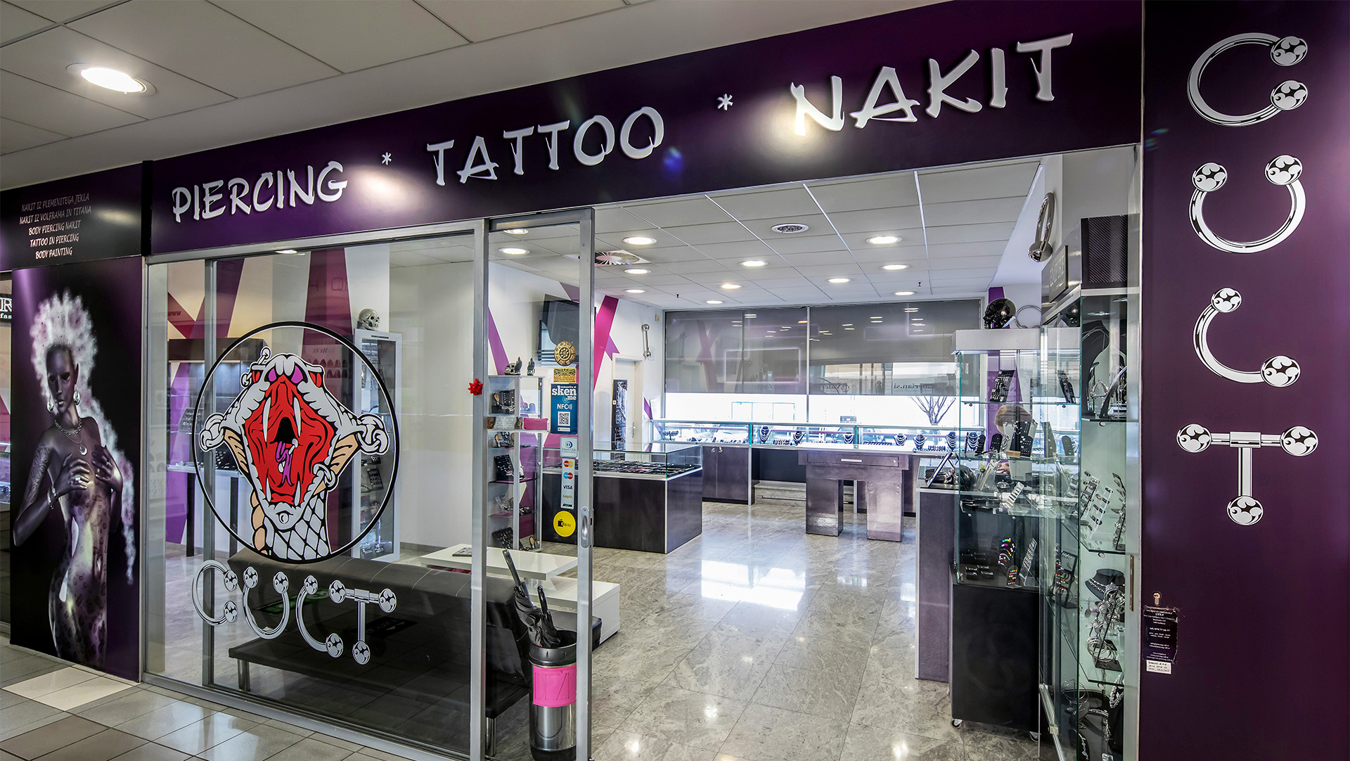 Cult, trgovina, tattoo & piercing studio