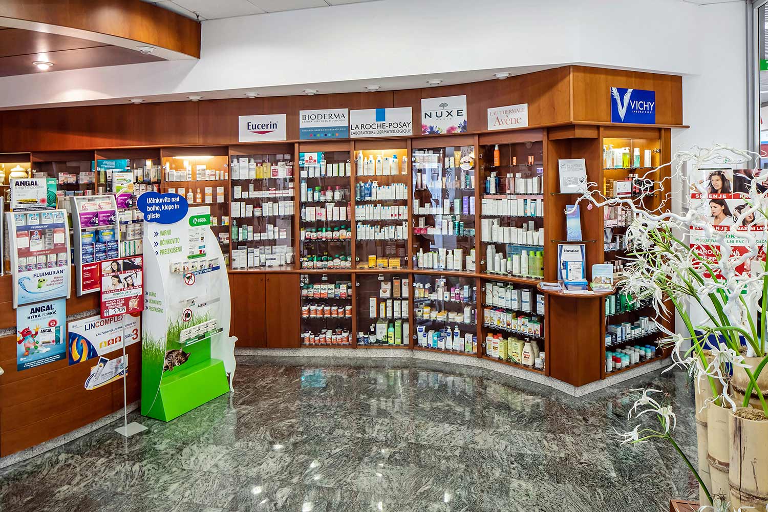 Lekarna Bizjak - Farmacia