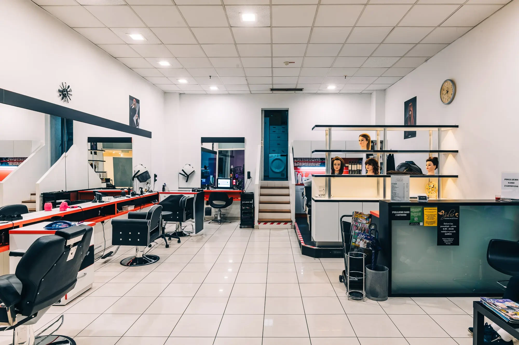 Julia frizersko brivski studio 4