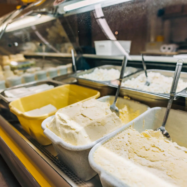 Domaci mlecni izdelki Strle 3