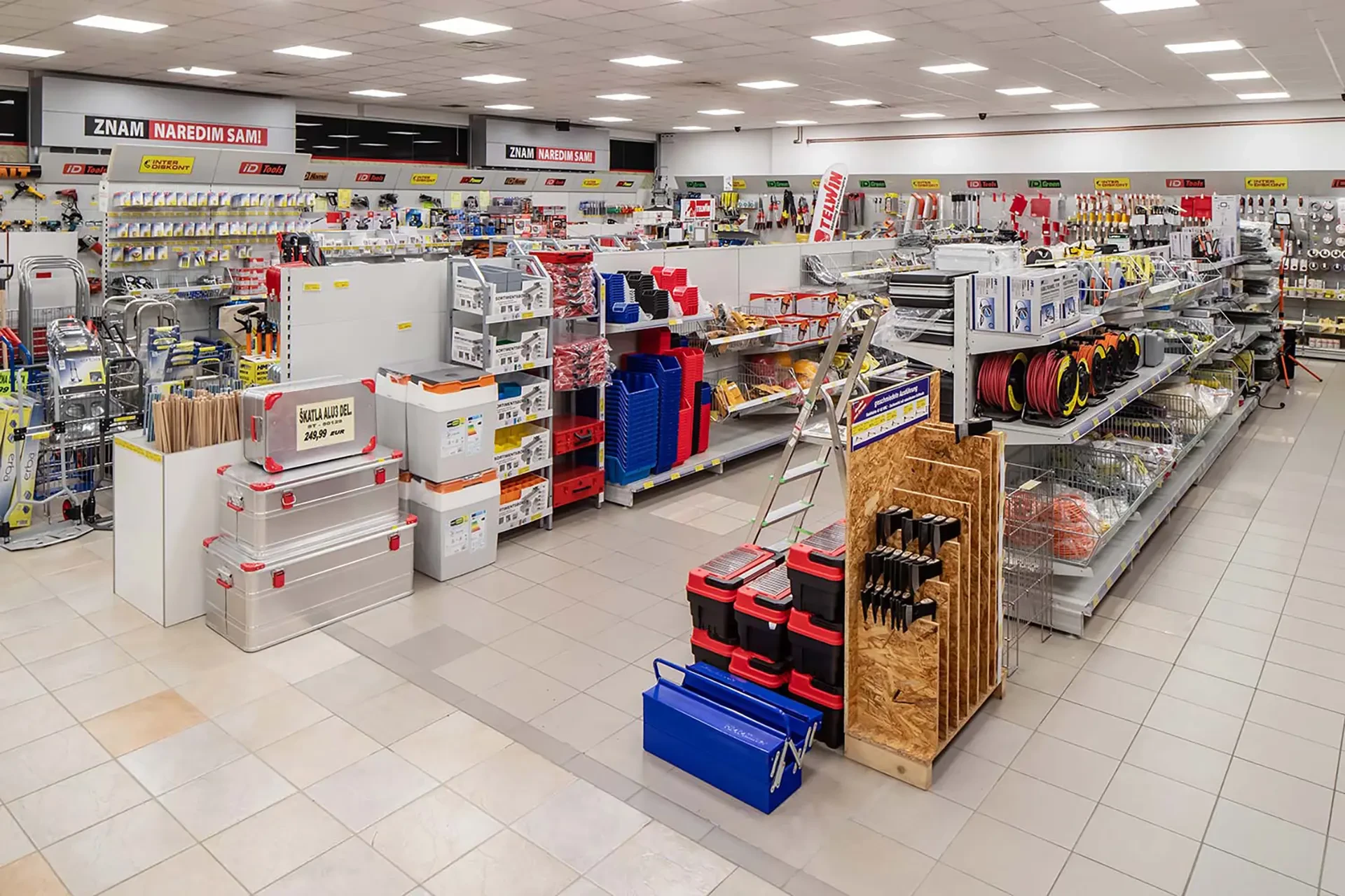 Interdiskont novo mesto 3