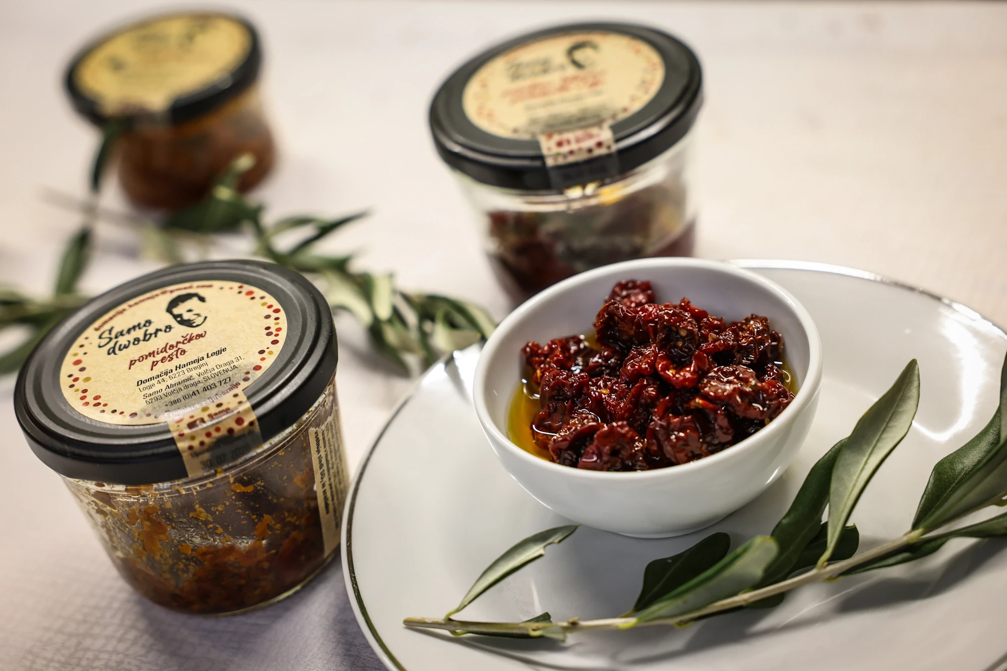 Diši po domačem Hameja Samo dwobro abramič (2)