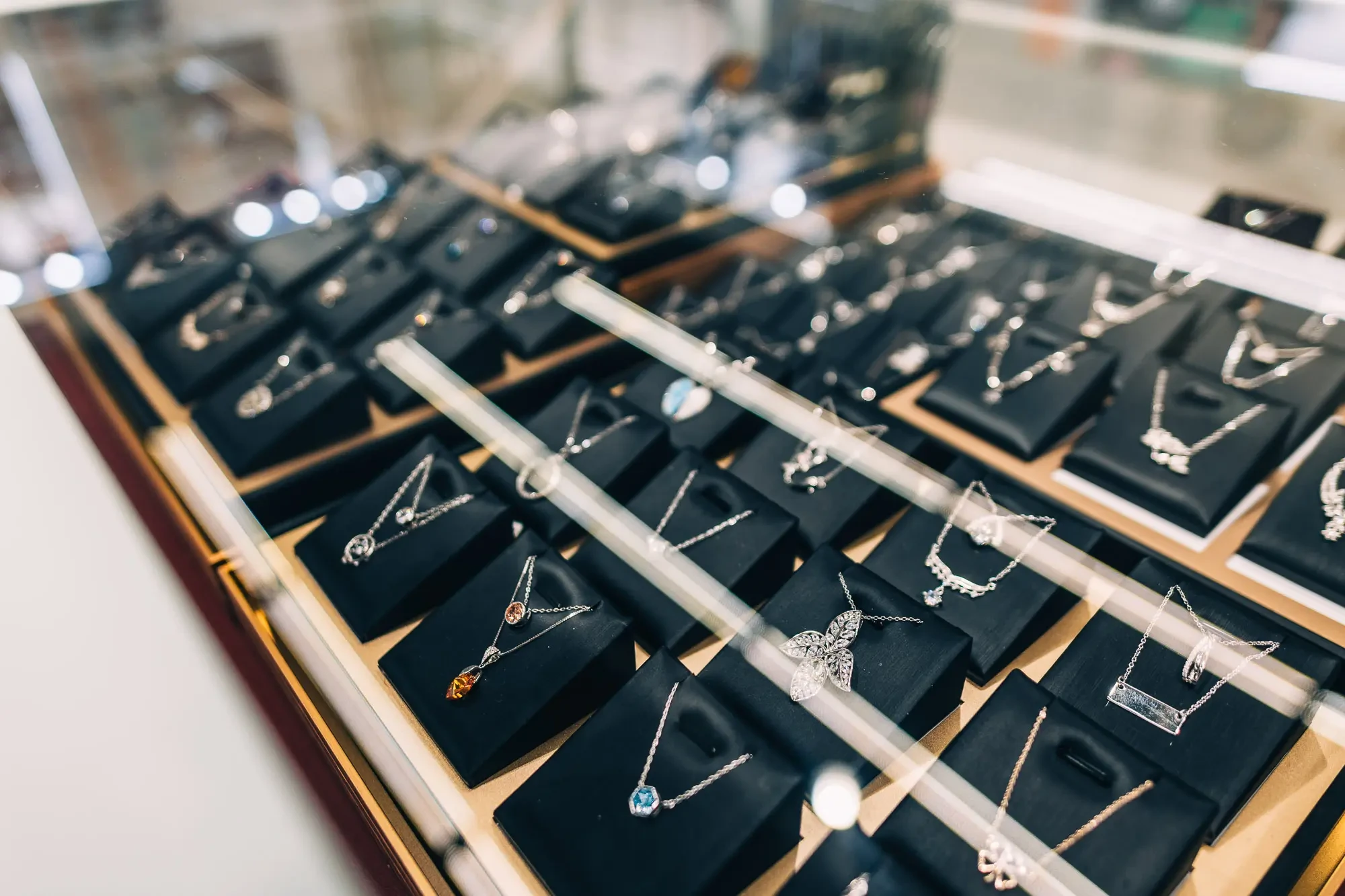 HudaUra.com pritlicje 10