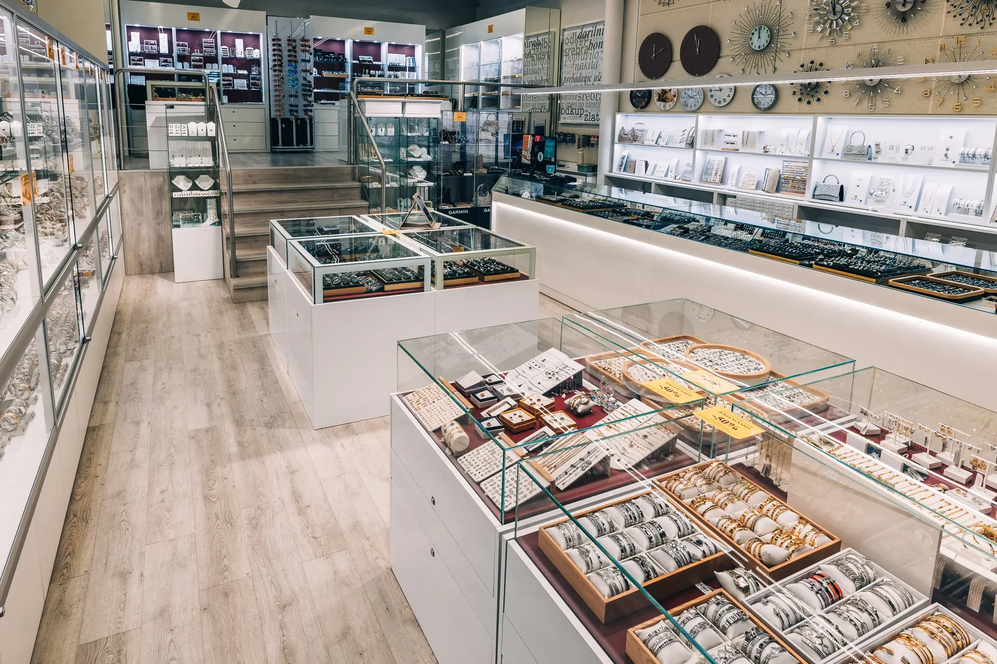 HudaUra.com pritlicje 2