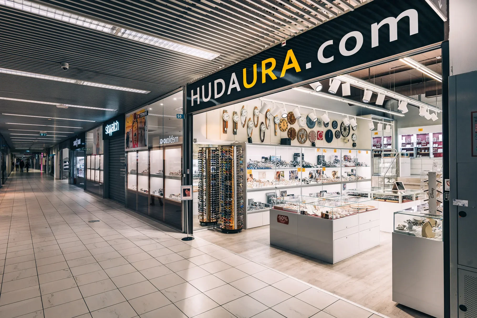 HudaUra.com pritlicje 5