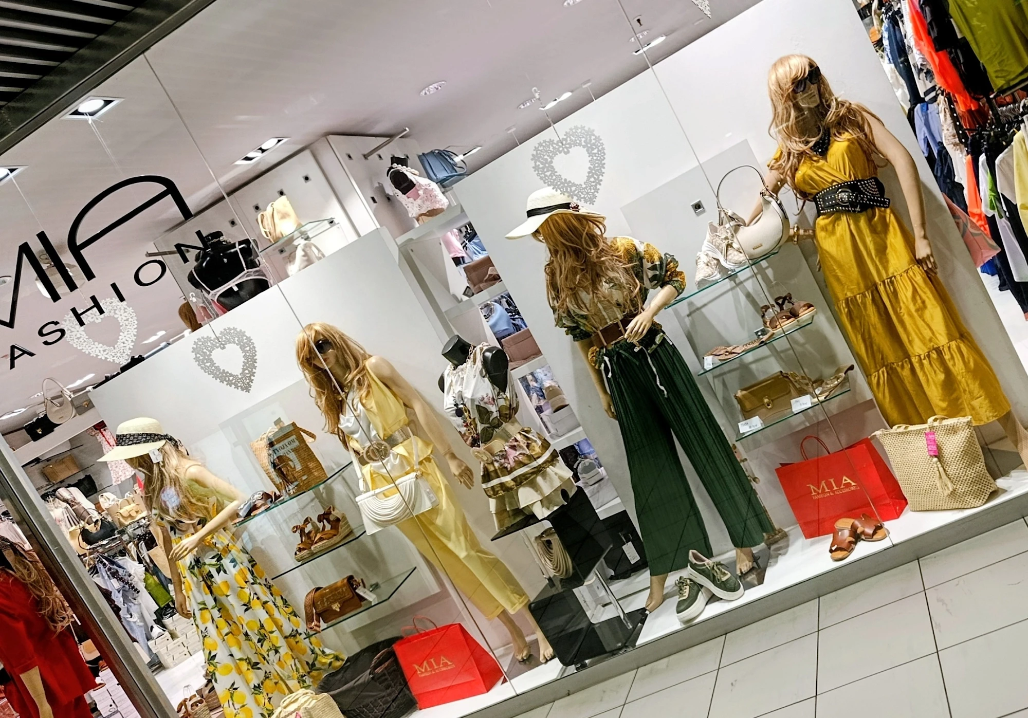 Mia fashion junij 2026