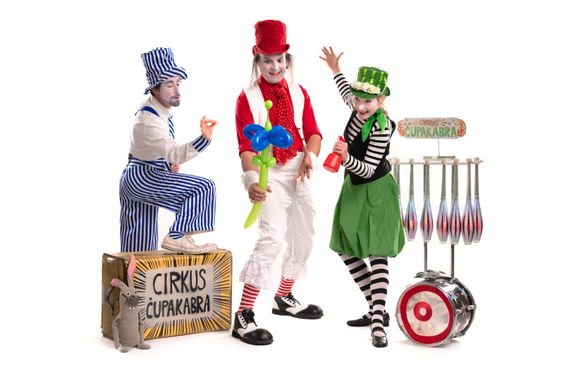 Siti teater Cupakabra Cirkus Kolibris fotoRozleBregar
