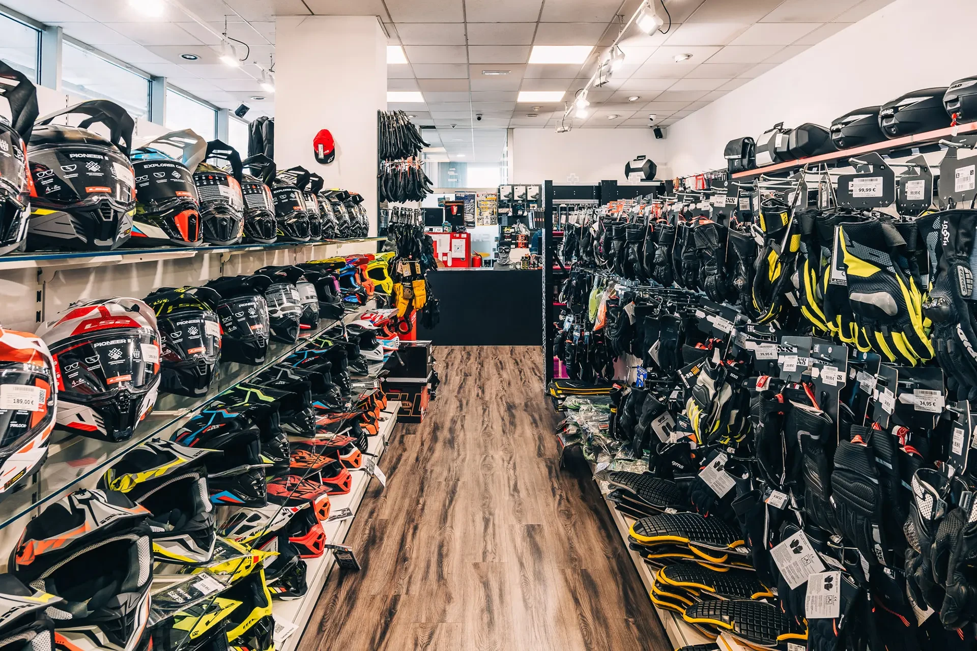 Yogi.si  Moto Center 3