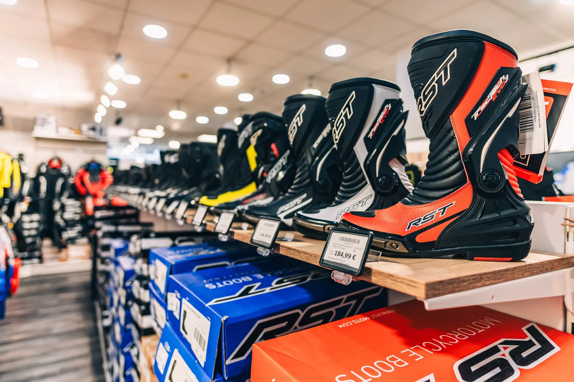 Yogi.si  Moto Center 6