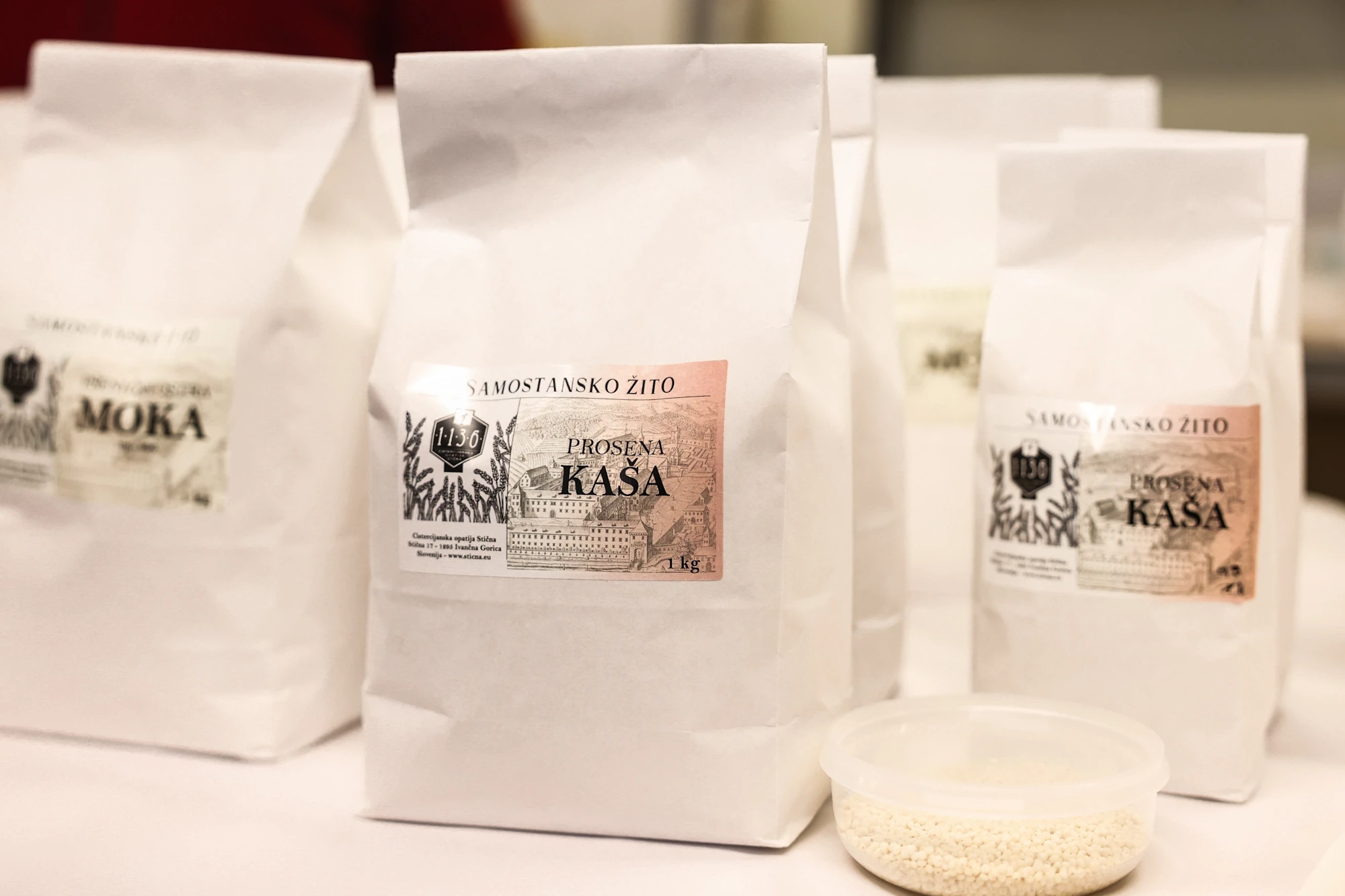 Samostan sticna novo 2000 2