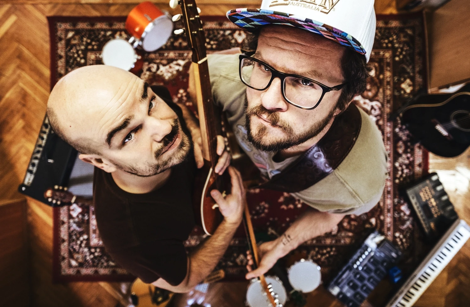 Siti teater slon in sadež