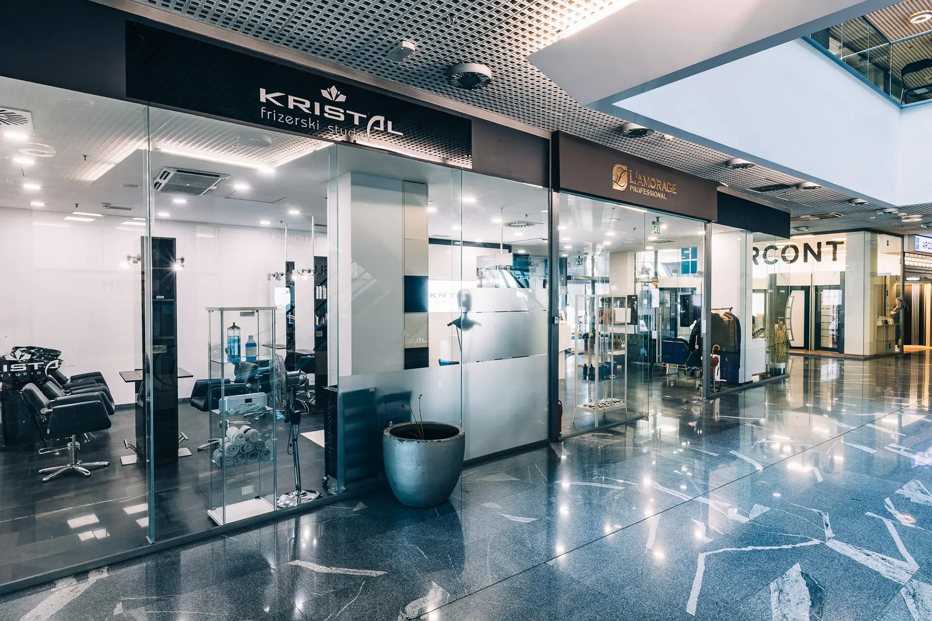 Frizerski studio Kristal 10