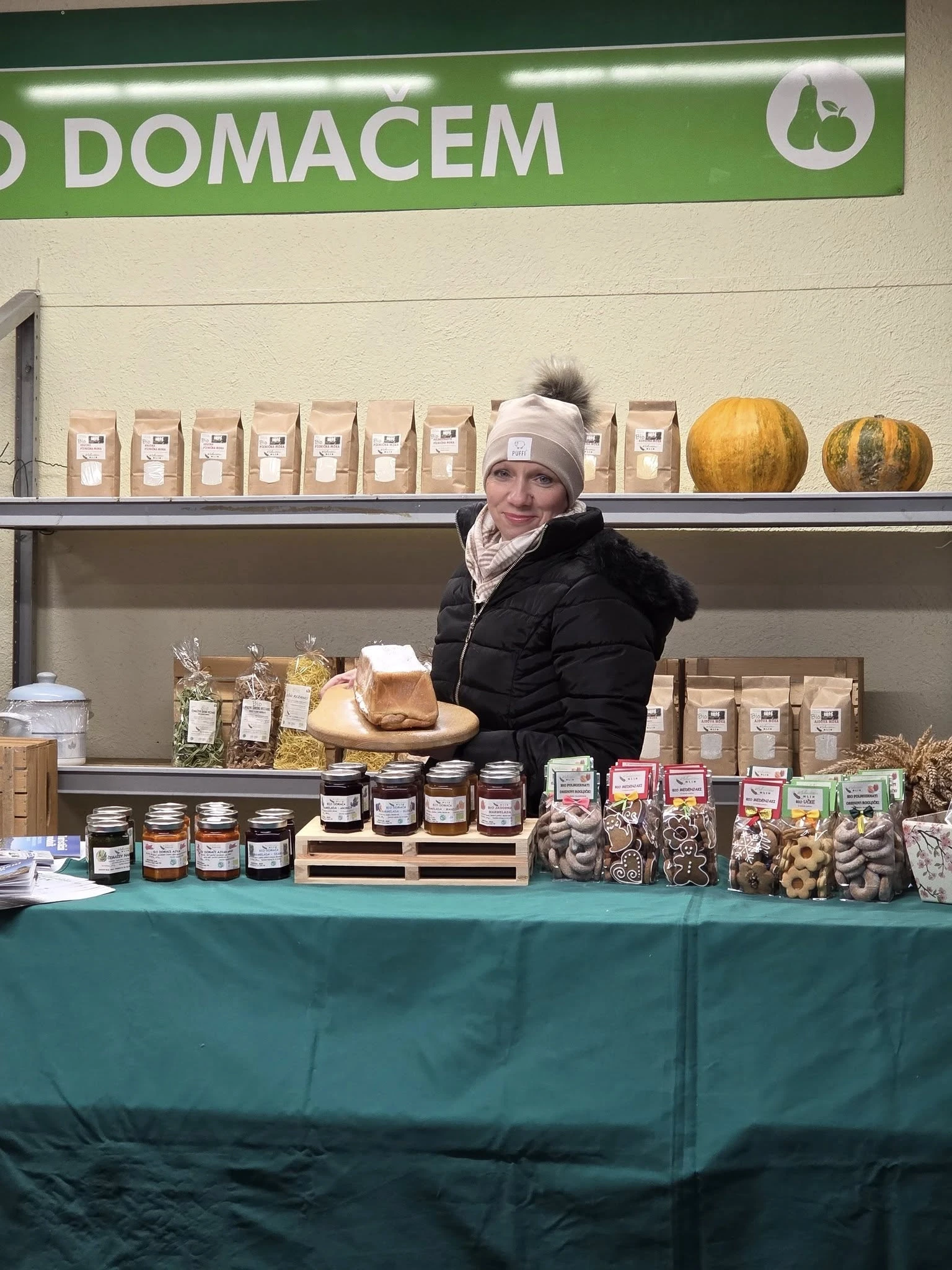 Disi po domacem kukovicev mlin 2