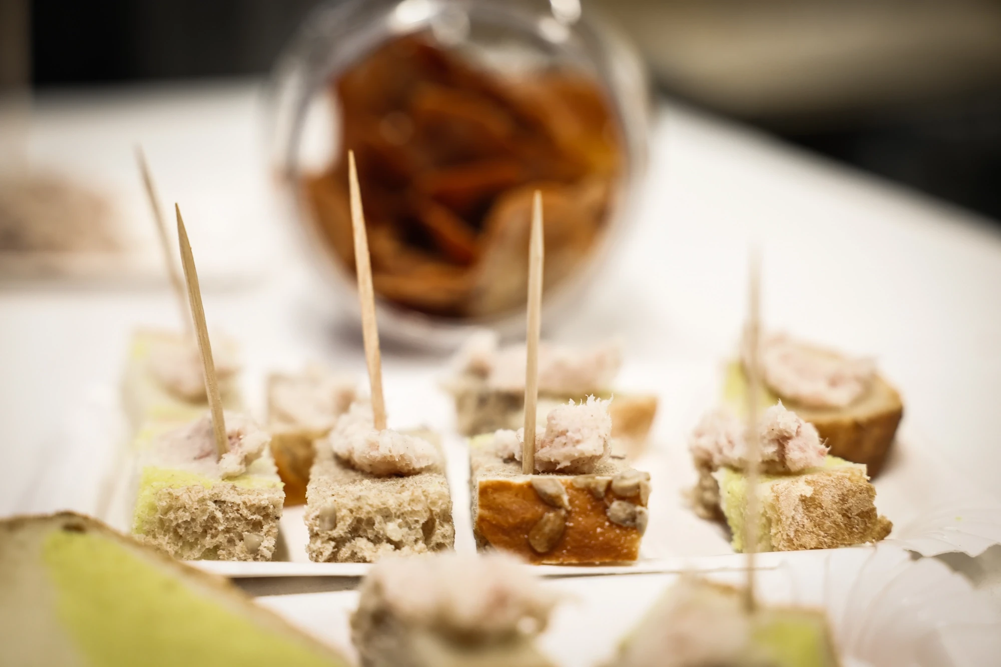 Diši po domačem roštohar in cviček 04