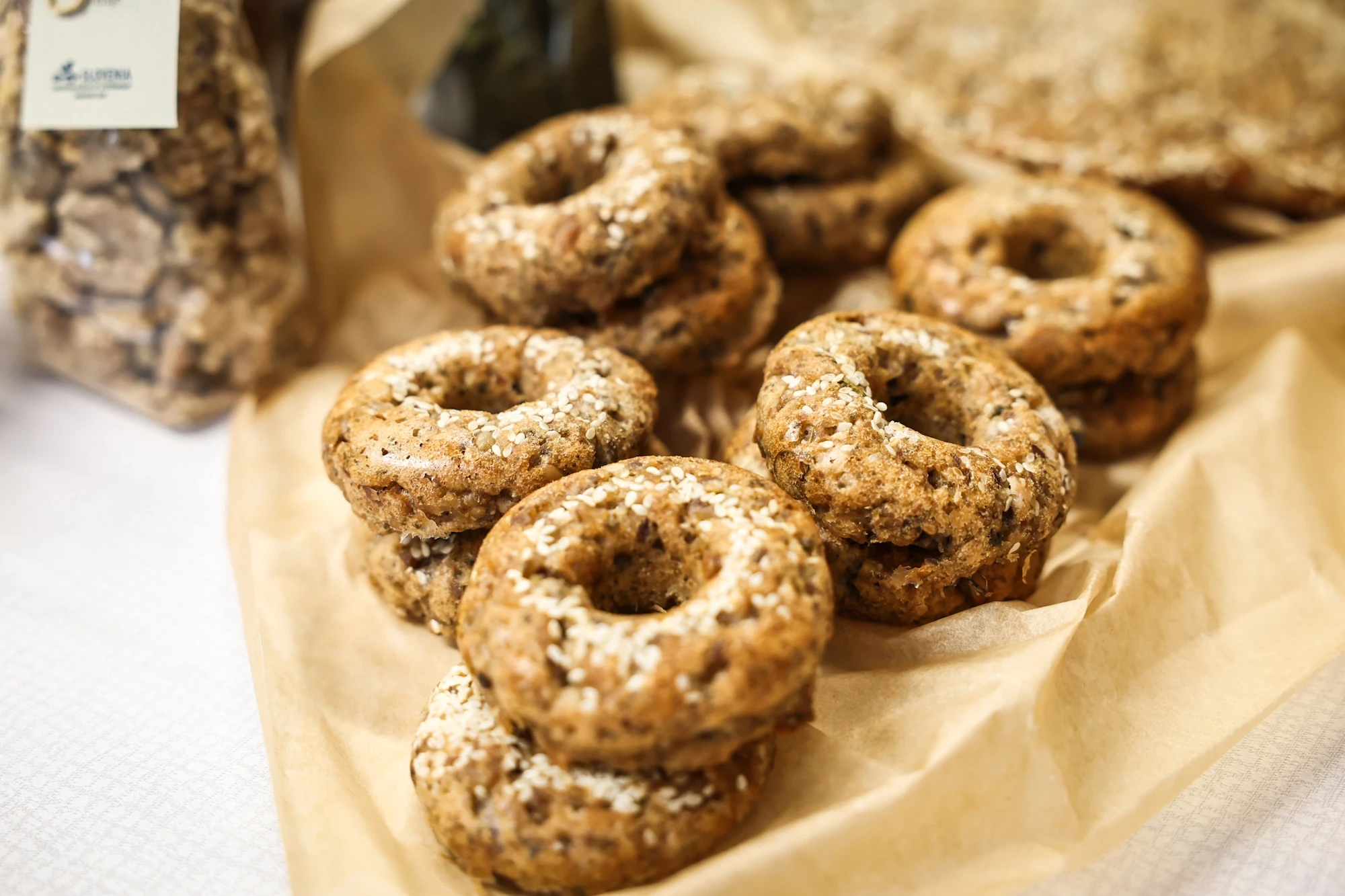 Romanca Rečnik igra narave diši po domačem tržnica btc city (4)