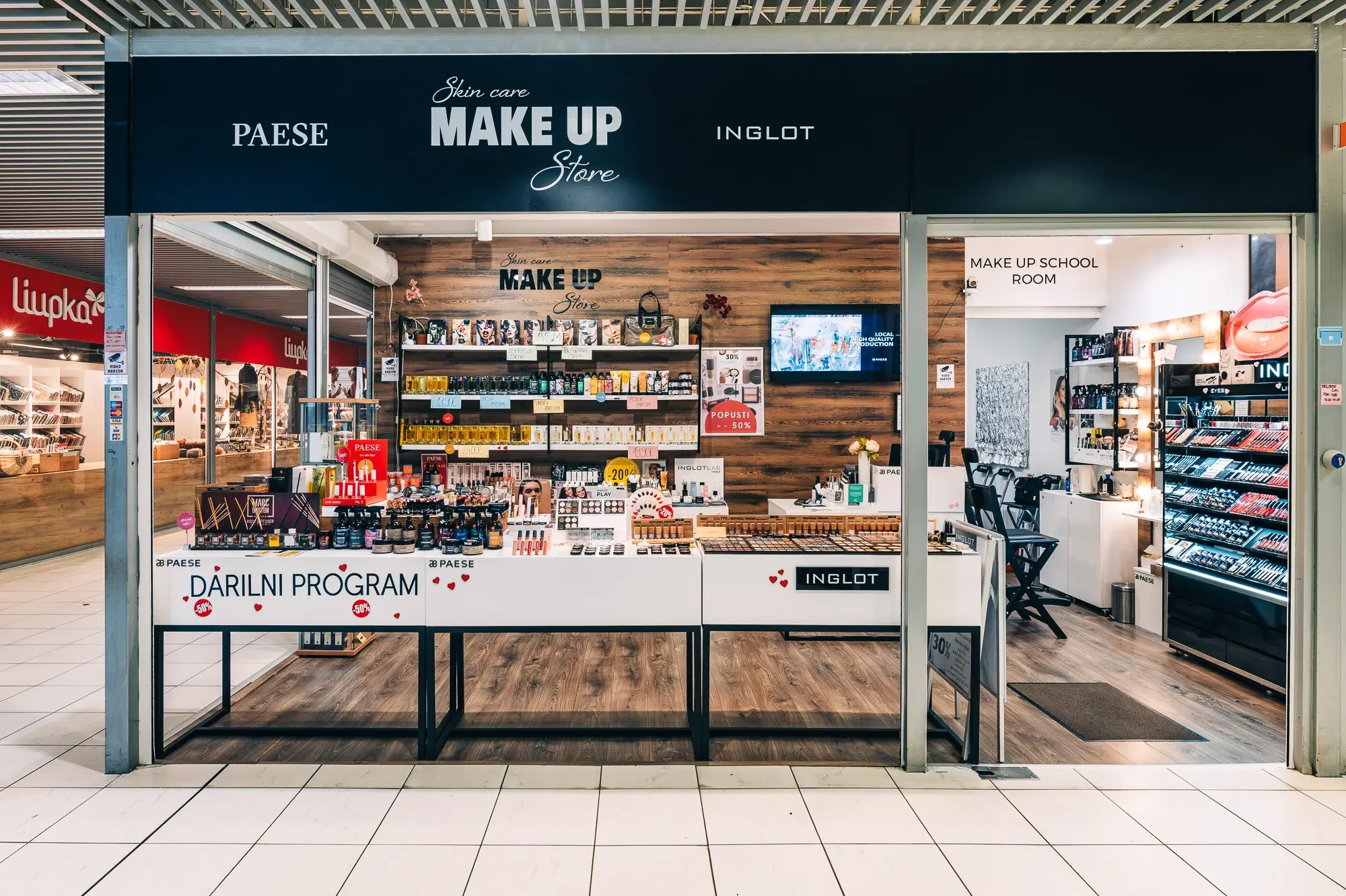 Skin care Make up store 1